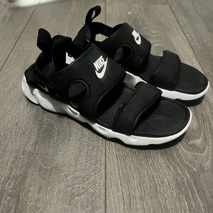 NIKE OWAYSIS Sandals